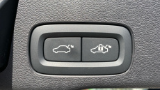 Volvo XC60 2.0 B5P Ultra Dark 5dr AWD Geartronic Petrol Estate